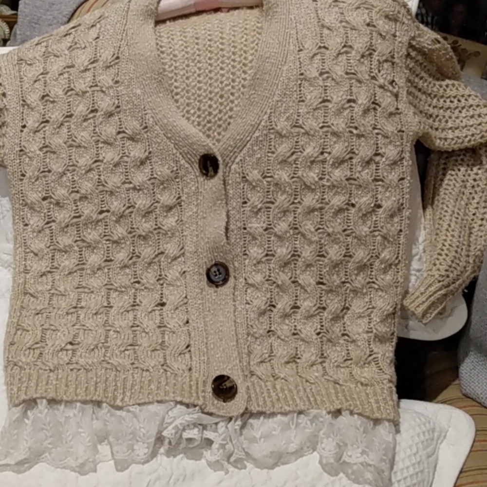 Gorgeous Boutique Sweater Cardigan Top